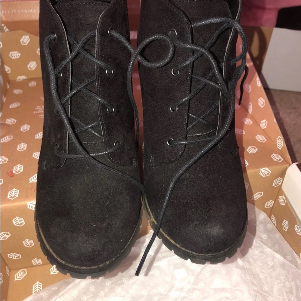 Booties - Picture 3 of 3